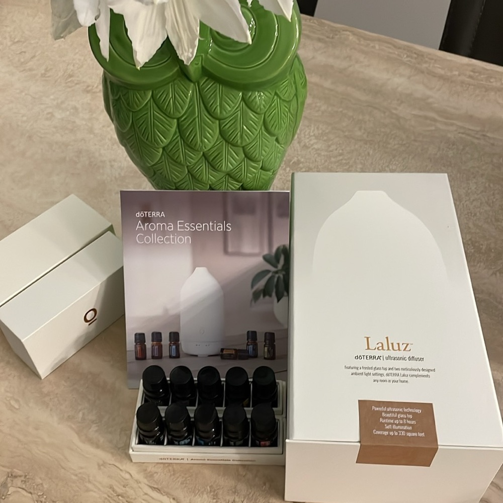 Laluz Doterra Ultrasonic Diffuser & Aroma Essential Kit